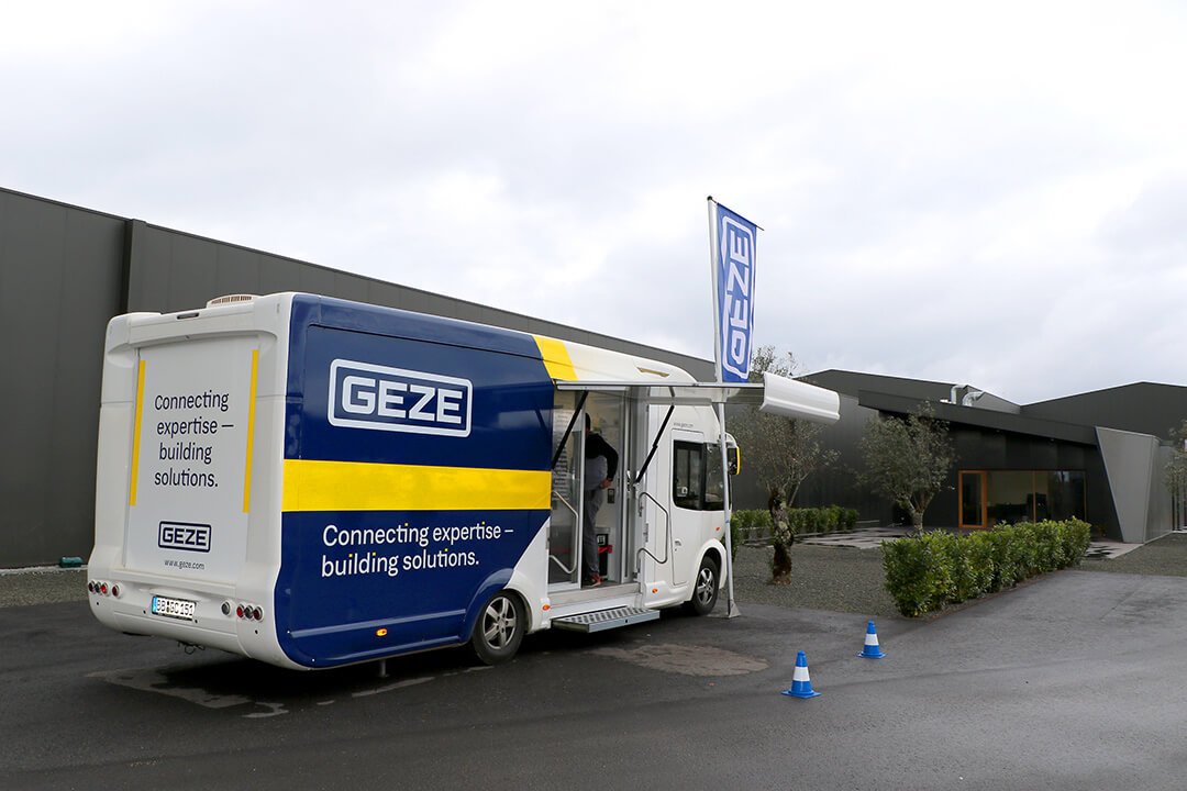 Geze Showmobile - Training session